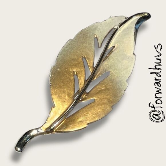 Bundle Sale 3 for $15 | Gold and Cream-Colored Leaf Brooch - Picture 4 of 11